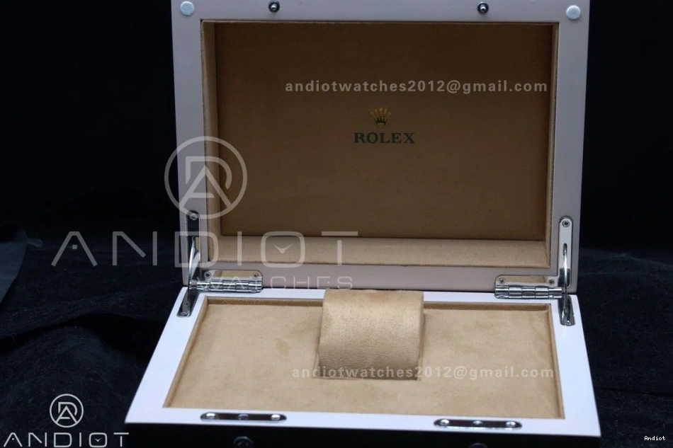 Wood Green End Rolex Box Top 0313